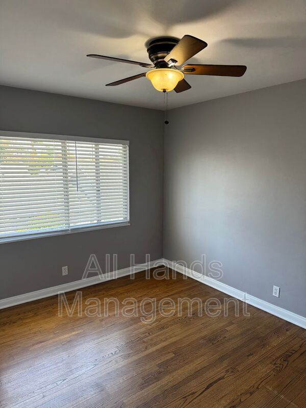 Building Photo - 2828 E Mariquita St