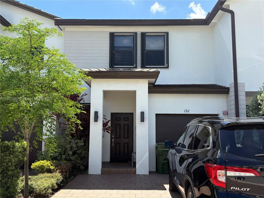 Foto principal - 152 SW 185th Way