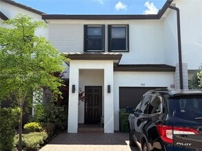Building Photo - 152 SW 185th Way