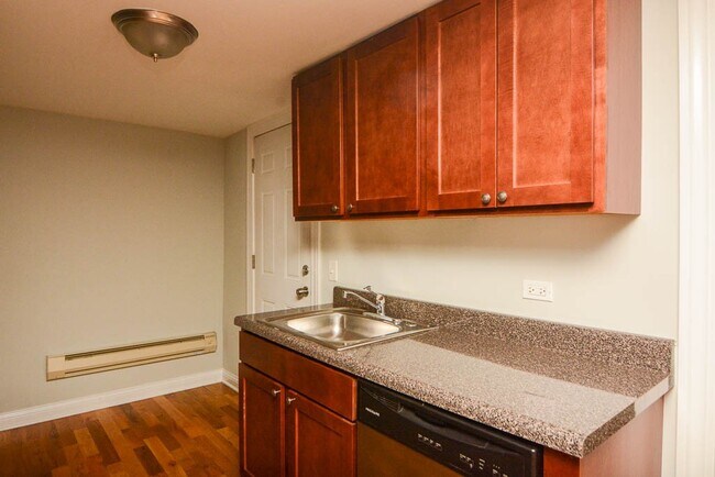 Foto del edificio - 4242 N Wolcott Ave