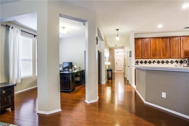 Building Photo - 1513 Brook Ridge Ave