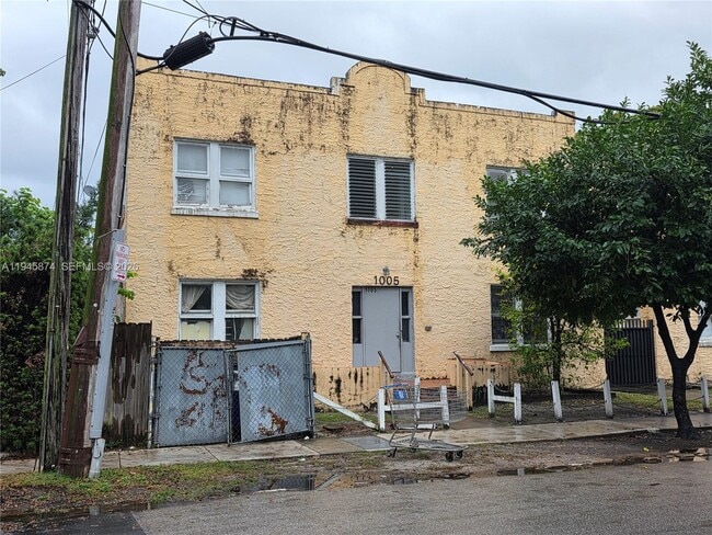 Foto del edificio - 1005 SW 19th Ave