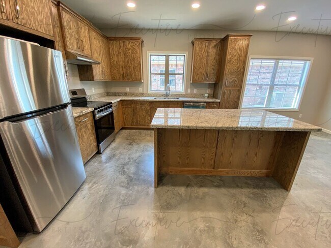 Foto del edificio - South LC - 3BR/2BA with Carport & Custom Features