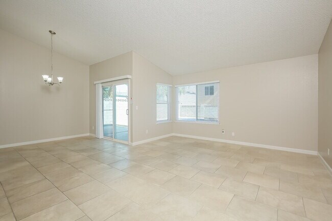 Foto del edificio - 7900 Fanciful Ave