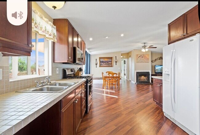 Foto del edificio - 24250 Minton Rd