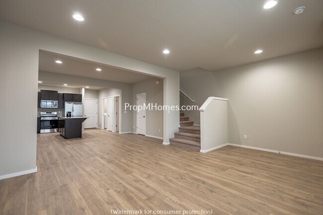 Foto del edificio - 17060 SE Crossroads Ave
