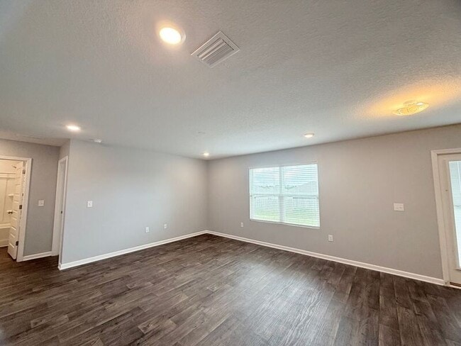 Building Photo - 5565 Galahad Trl