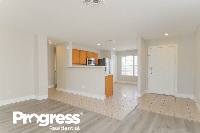 Building Photo - 761 Salt Flats Cir