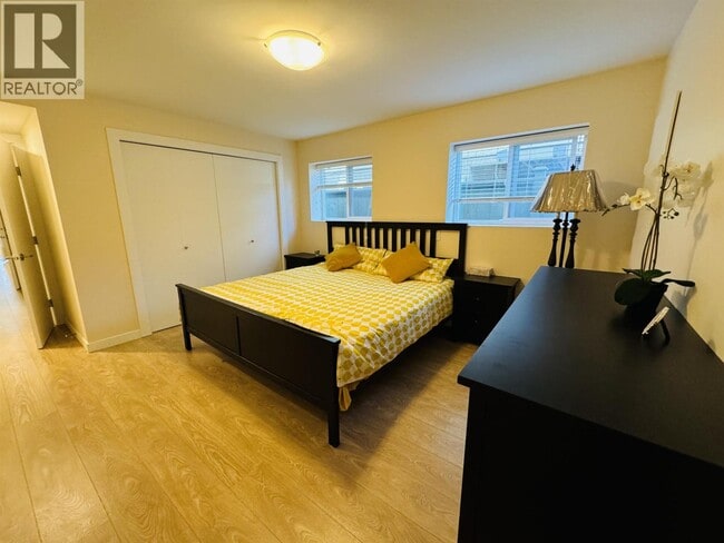 Photo du bâtiment - 4615 W 9th Ave