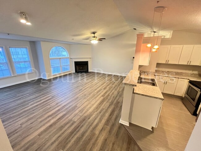 Building Photo - 231 Mill Pond Dr-2BR/2BA- Brooks Landing C...