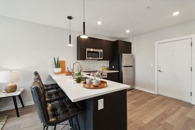 Interior Photo - The Peak at Scotts Lane