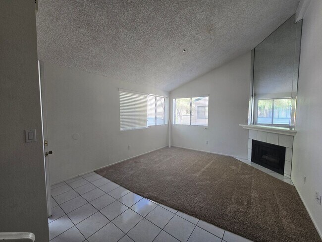 Foto del edificio - 44500 15th St E