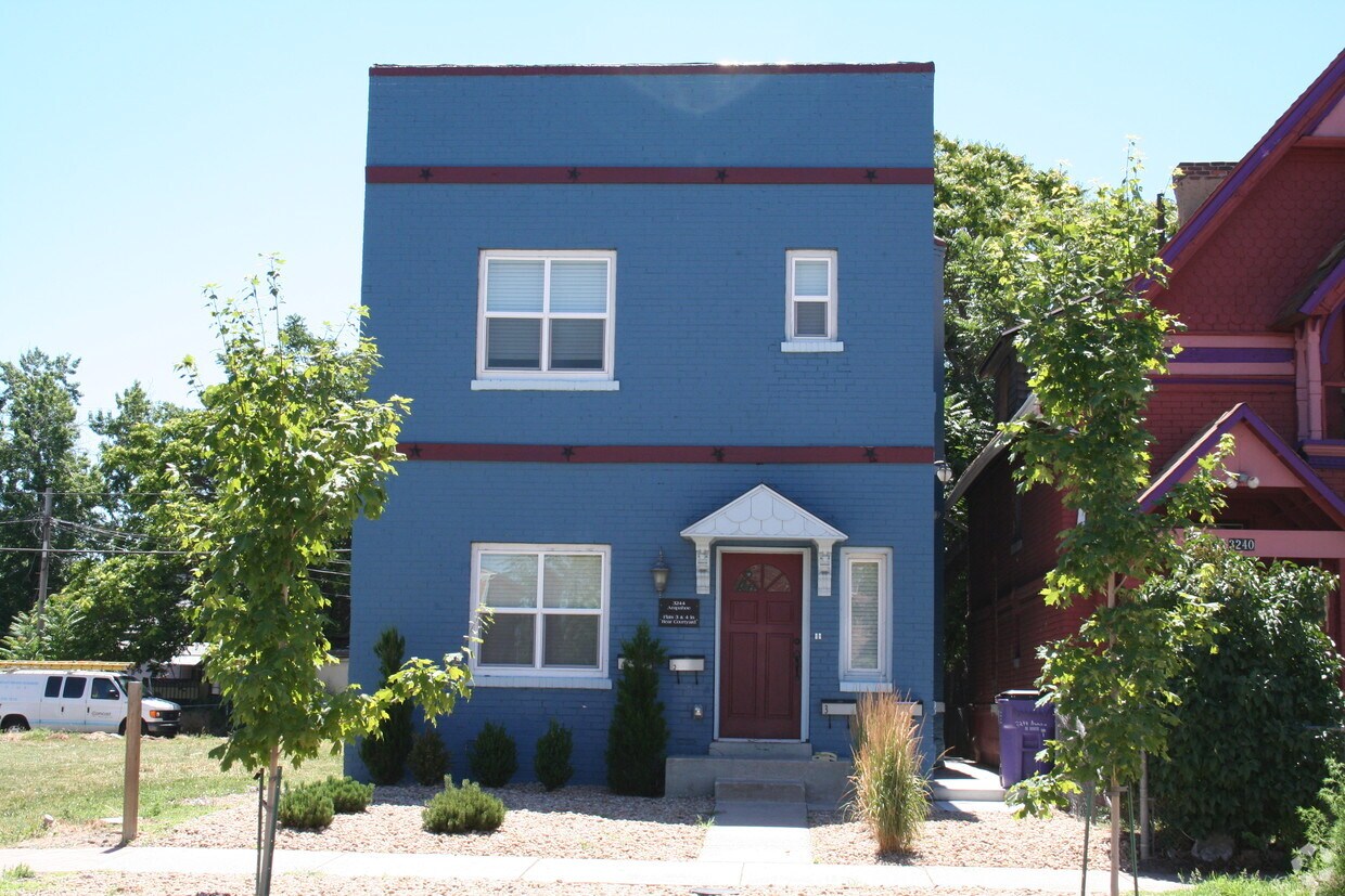 Foto del edificio - 3244 Arapahoe St