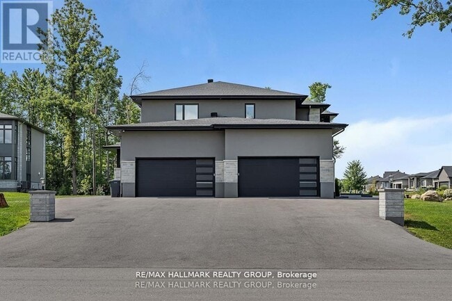 Building Photo - 595 Shoreway Dr