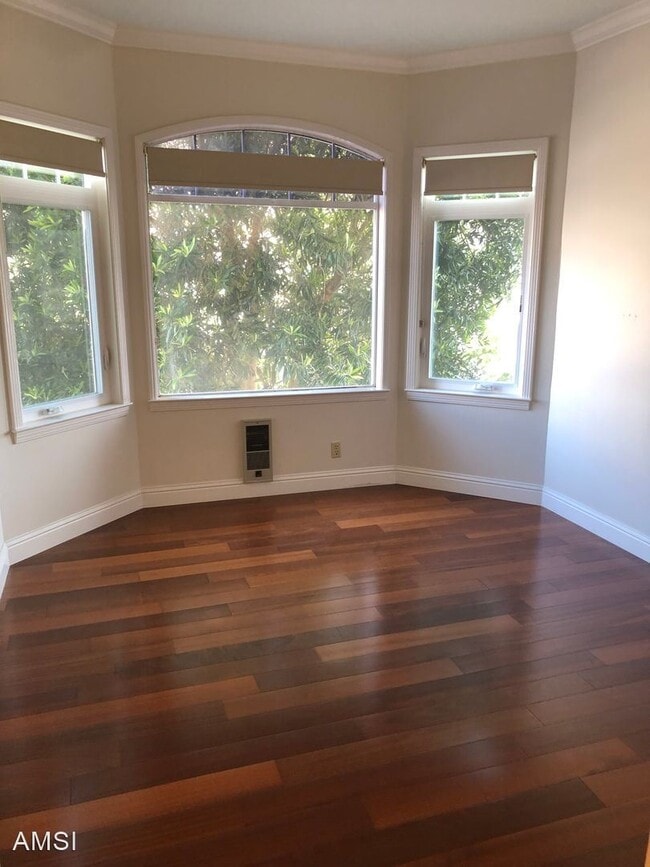 Building Photo - 2 br, 2 bath House - 1921 Jefferson Street...