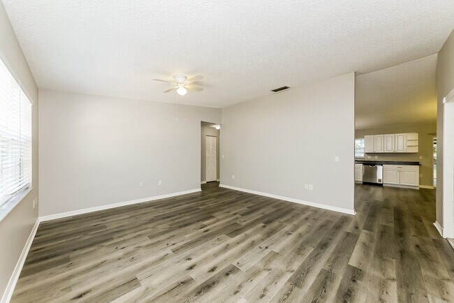 Foto del edificio - 7018 12th Ct E
