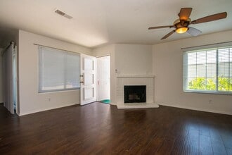 Building Photo - 238 Riverview Way