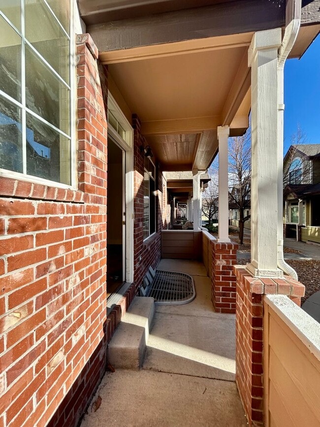 Foto del edificio - 2BR End Unit Townhome in Rock Creek