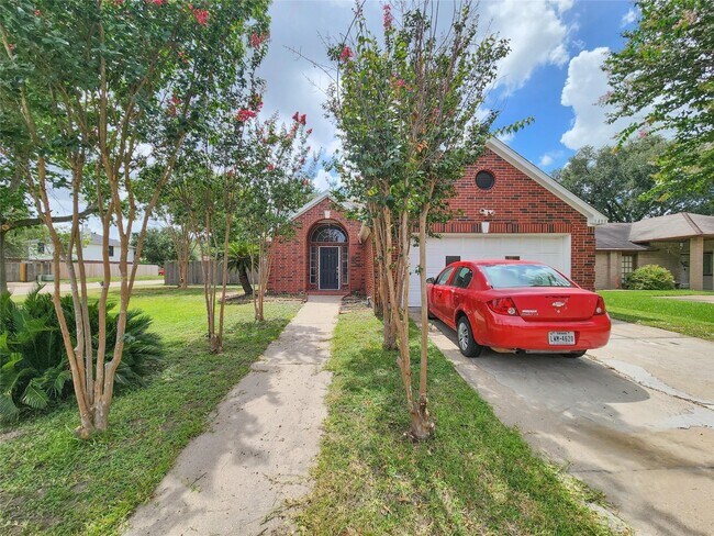 Building Photo - 3403 Maymist Dr