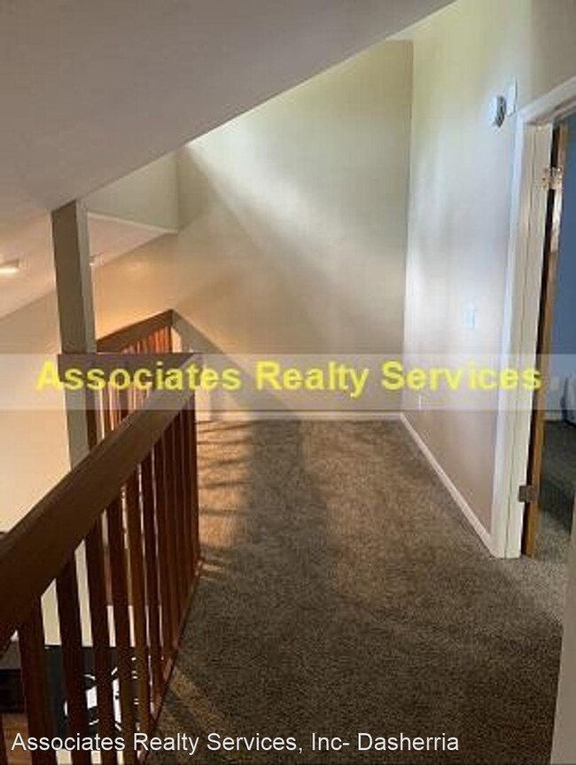 Building Photo - 2 br, 2 bath House - 2941 SW 39th Ave