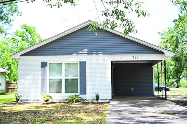 Primary Photo - 711 E Illinois Ave