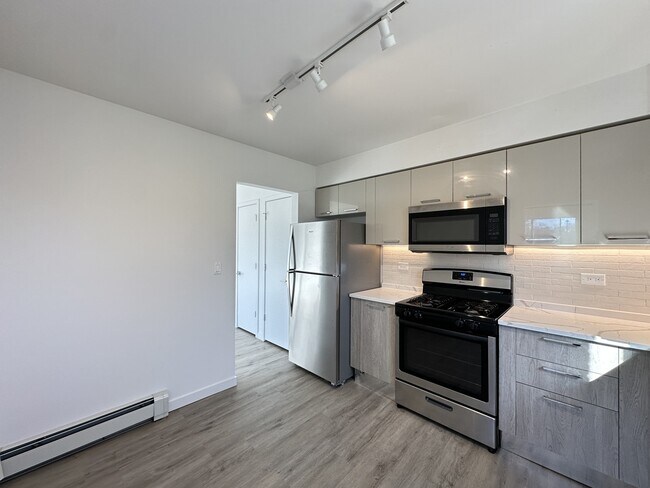 Foto del edificio - 7621 N Sheridan Rd