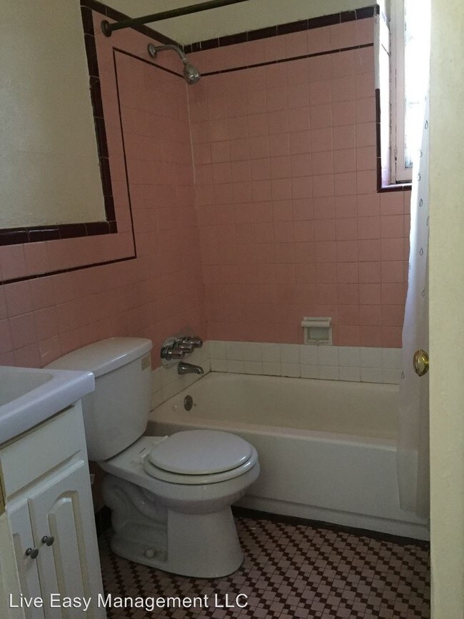 Foto del edificio - 816 N 63rd St