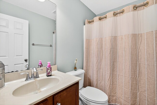 Foto del edificio - 307 Brunswick Dr