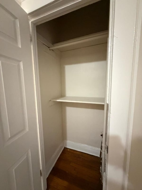 Foto del edificio - 210 Roseville Ave