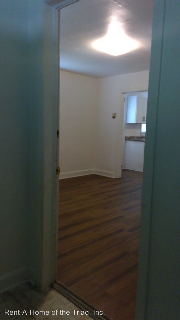 Foto del edificio - 2 br, 1 bath House - 712  Warren Street B