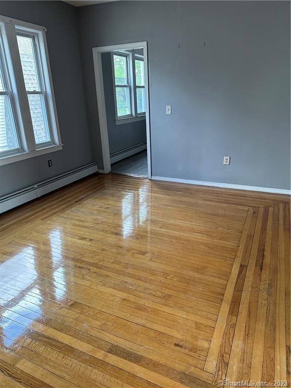 Foto del edificio - 490 Edgewood St