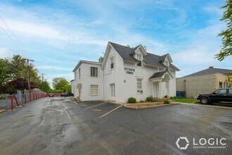 Building Photo - 138 S 300 W