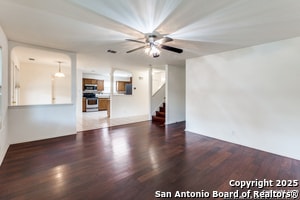 Building Photo - 5007 Crestwood Hill Dr