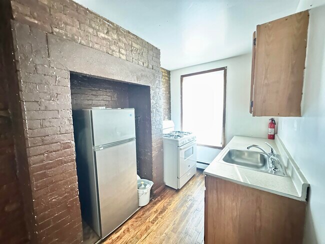 Foto del edificio - 10 JEWETT Ave