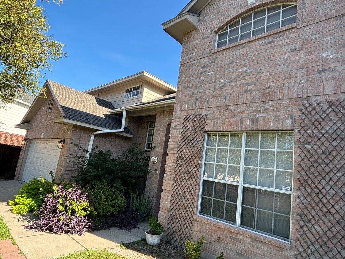 Foto del edificio - 3507 San Roman St