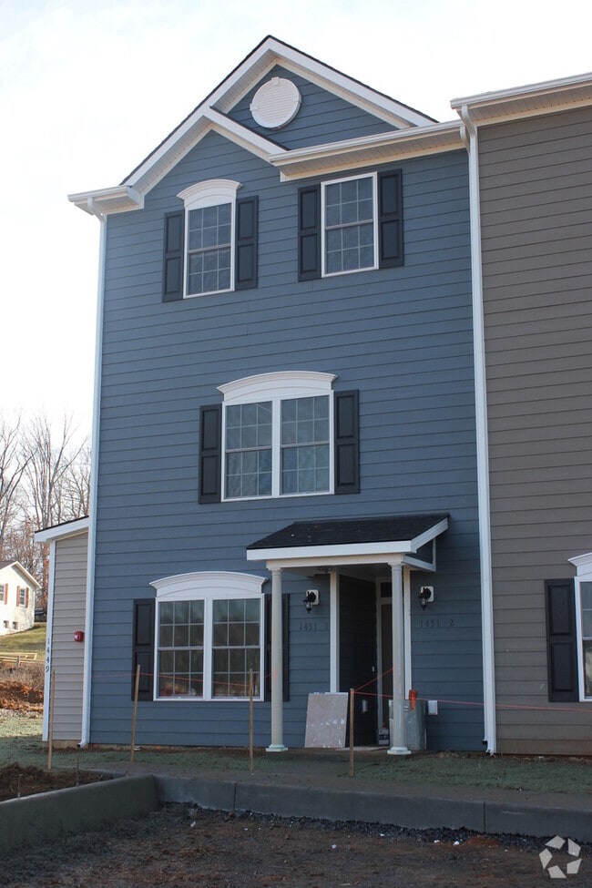 Building Photo - 1451 Taylor Grove Ln
