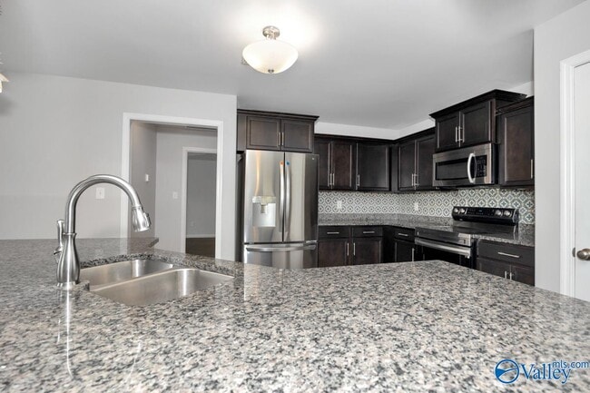 Building Photo - 22637 Quarry Rd