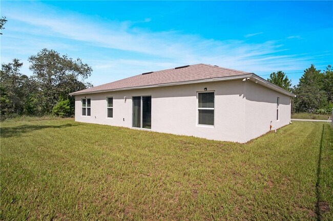 Building Photo - 181 Willow Dr