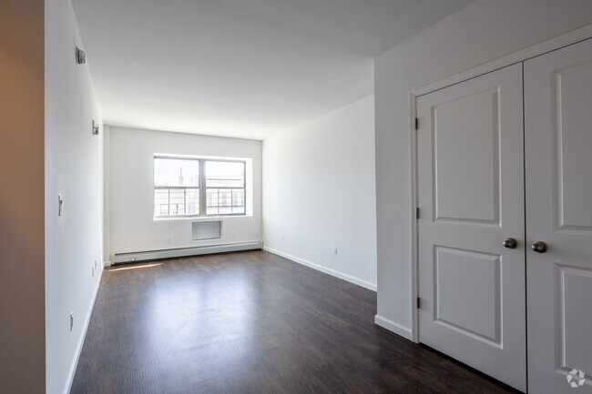 2065-2067 Ryer Avenue - Alquileres en Bronx, NY | Apartamentos.com