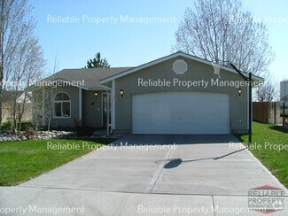 Building Photo - 1799 Ironwood Dr