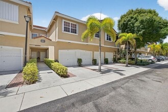 Building Photo - 107 Lighthouse Cir