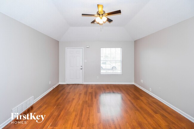 Foto del edificio - 9975 Cameron Ridge TR