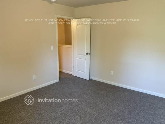 Foto del edificio - 3600 Brookhollow Dr