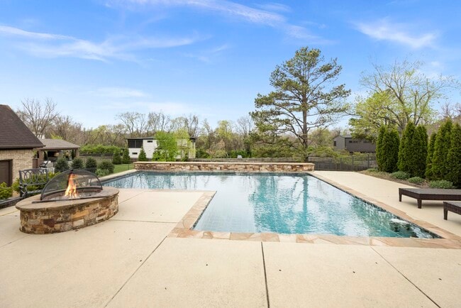 Foto del edificio - 4603B Lealand Ln