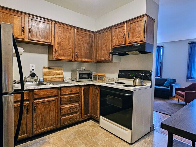 Building Photo - 90 Madison Ave