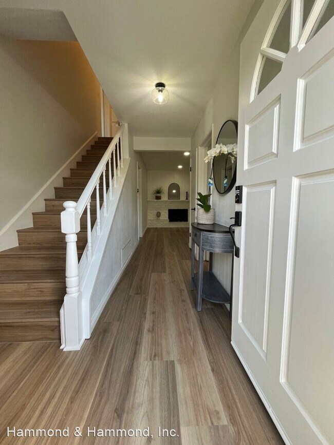Building Photo - 4 br, 2 bath House - 17115 Bircher St.