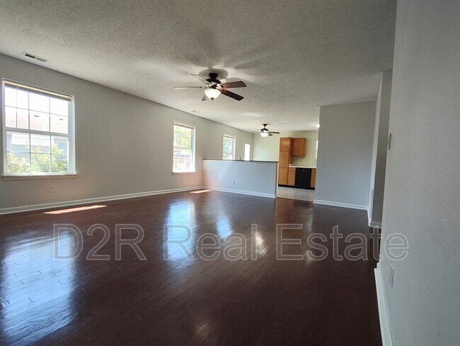 Building Photo - 1121 Branigin Creek Ct