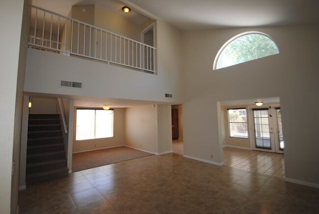 Building Photo - 4056 W Camino del Rio
