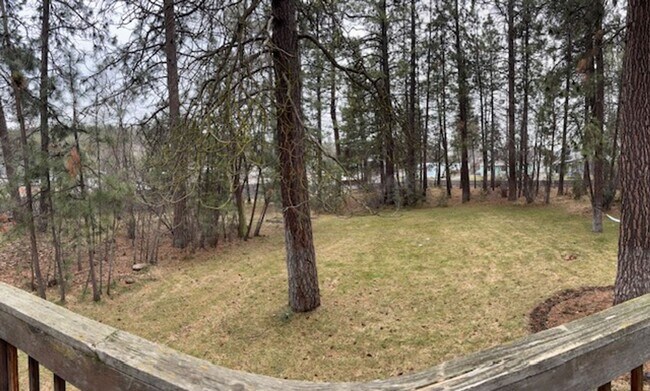 Building Photo - 1072