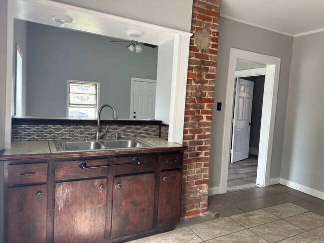 Building Photo - Questions please contact Joshua LaFever 50...